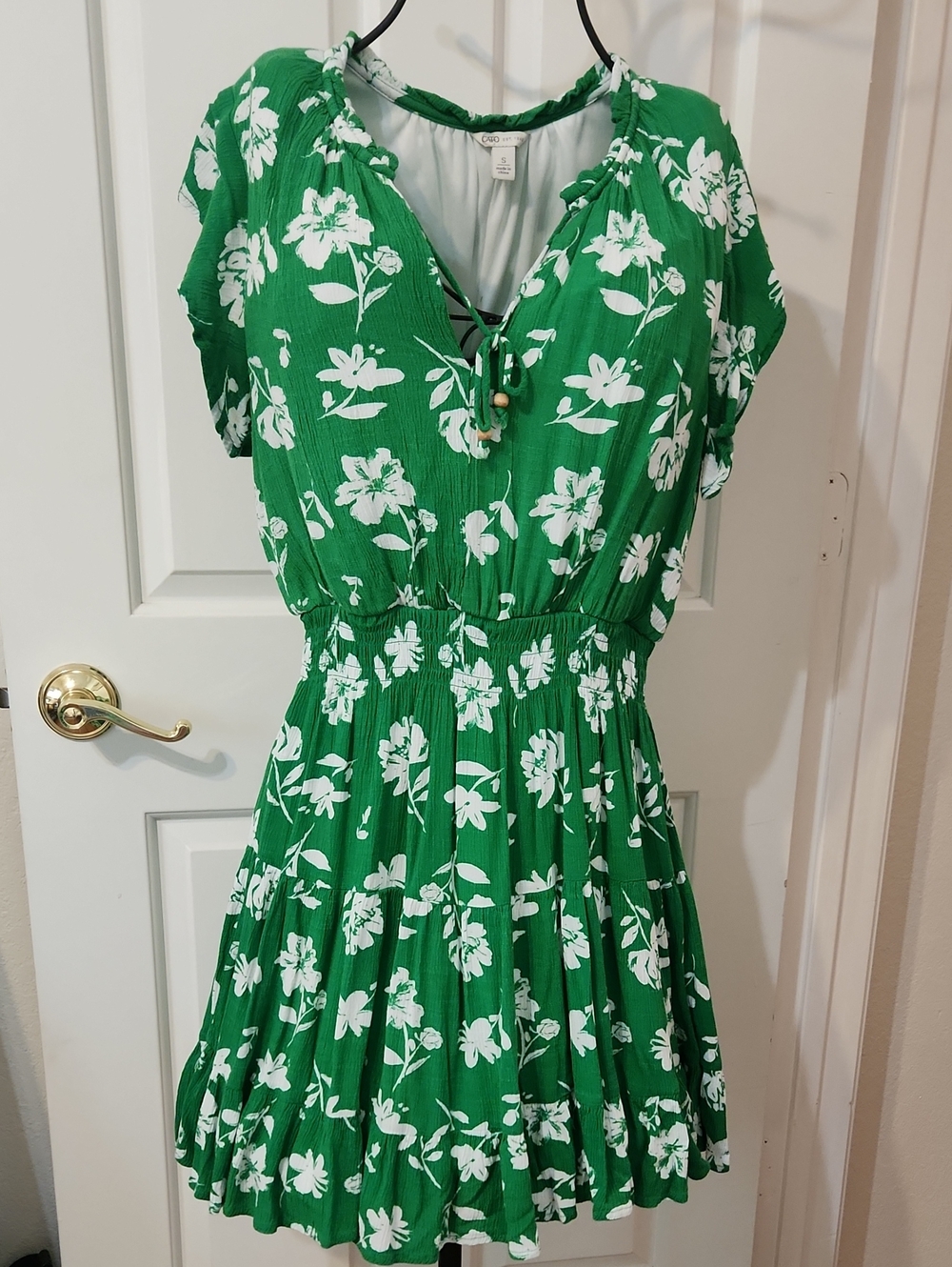 Green and White Floral Knee Length Flutter Sleeve Comfy Dress